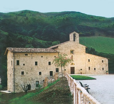 Abbazia di San Benedetto in Valledacqua  -  Acquasanta Terme  (AP) 